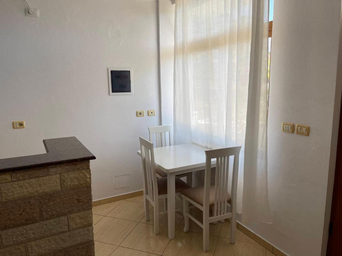 Appartamento Olive Nest Sarandë Esterno foto