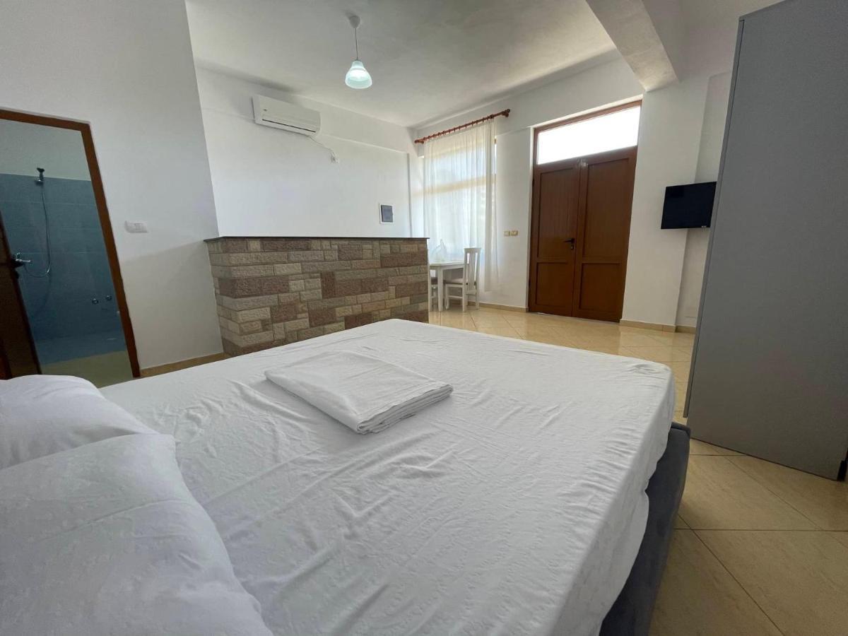 Appartamento Olive Nest Sarandë Esterno foto