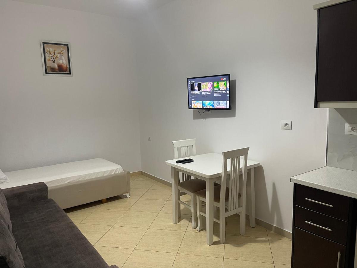 Appartamento Olive Nest Sarandë Esterno foto